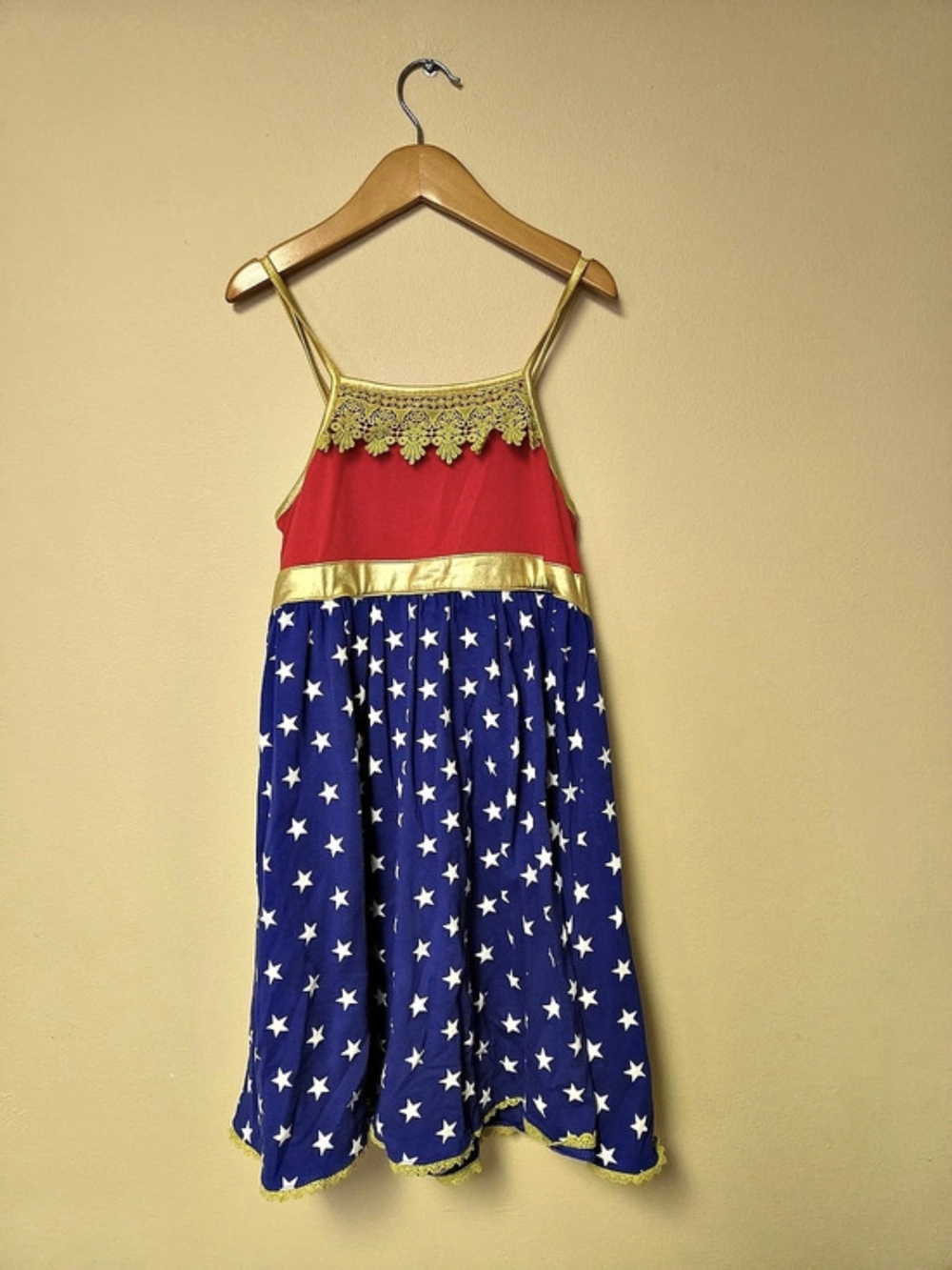 Onlyy Little Once Wonder Woman Costume With Attached Cape Size 8